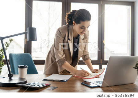 woman working in the office woman working in the office 86336894