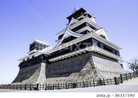 順調に復旧工事が進む熊本城  美しい姿に復活した天守閣（2021年10月3日撮影） 86337390