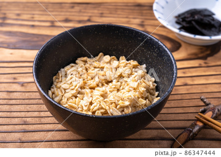 オートミールご飯 86347444