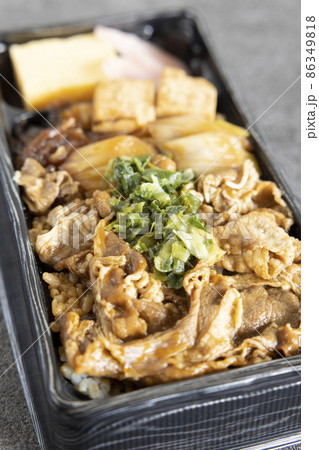 すき焼き弁当 すき焼き弁当 86349818
