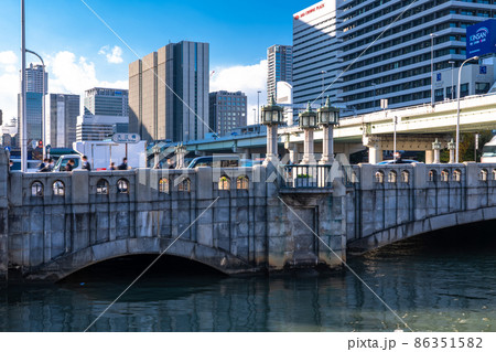 《大阪府》大江橋・大阪中心街の都市風景 86351582
