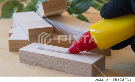 木工用ボンド|水性接着剤 木工用ボンド|水性接着剤 86352415