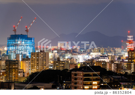 《福岡県》福岡市の夜景(南公園から撮影) 《福岡県》福岡市の夜景(南公園から撮影) 86352804