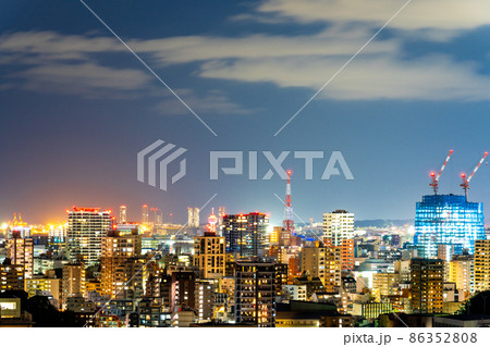 《福岡県》福岡市の夜景（南公園から撮影） 86352808