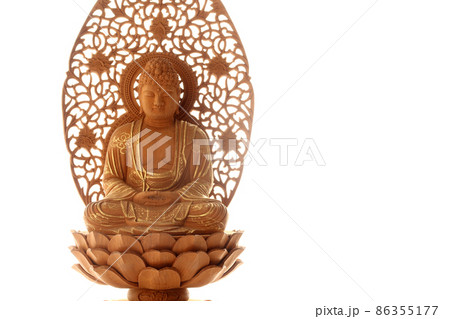 釈迦如来坐像物撮り白バックコピースペース2 86355177