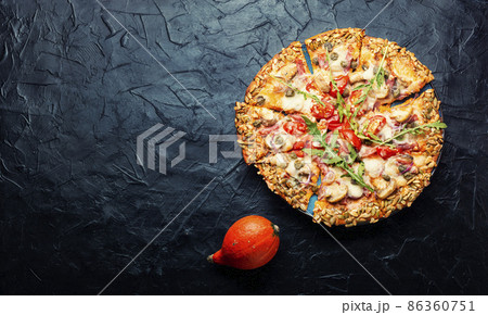 Autumn pumpkin pizza Autumn pumpkin pizza 86360751