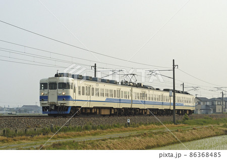 北陸本線　松任－野々市　JR西日本　413系　B04編成（金沢） 86368485