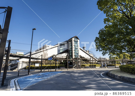 富士山が見える駅JR東海身延線の富士宮駅／南口 86369515