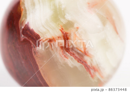 The texture of green onyx with brown veins. 86373448
