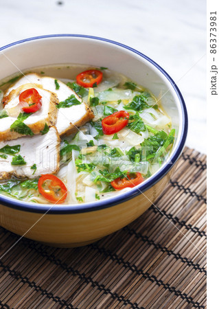 Vieatnamese soup pho with chicken meat Vieatnamese soup pho with chicken meat 86373981