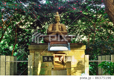 法山寺　湯殿跡の源義朝公像（源義朝公最後の地）：愛知県知多郡美浜町 86375196