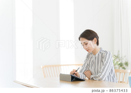 液晶タブレット ペン 女性 液晶タブレット ペン 女性 86375433