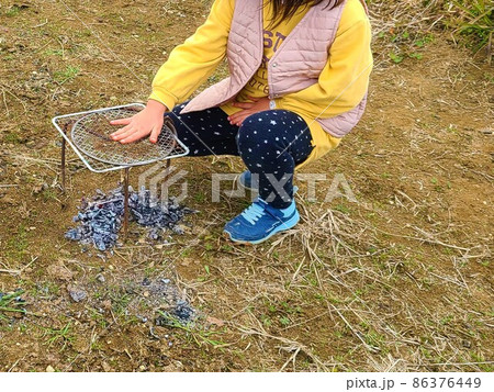 鬼火残り火でのモチ焼き 86376449