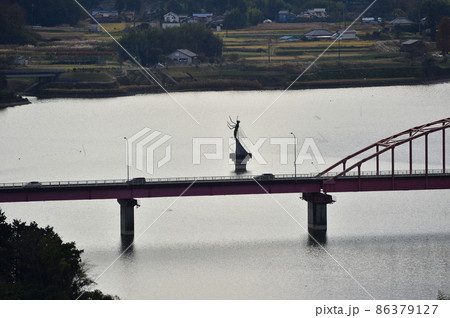 高滝湖、圏央道パーキングエリア展望台より 高滝湖、圏央道パーキングエリア展望台より 86379127