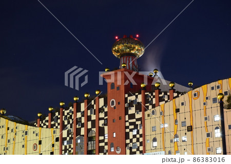 大阪広域環境施設組合舞洲工場(ごみ焼却場)の夜景 大阪広域環境施設組合舞洲工場(ごみ焼却場)の夜景 86383016