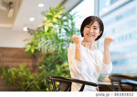 OL ビジネスウーマン　撮影協力：WEEK芝大門（サンフロンティア不動産)  86383832