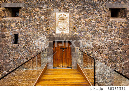 Sign above the entrance to El Castillo San Felipe in Puerto de la Cruz 86385531