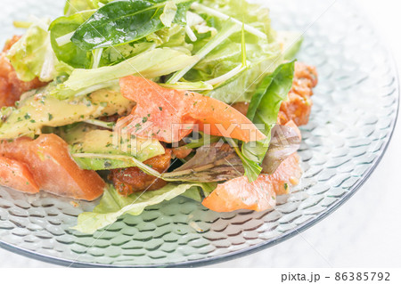 シーザーサラダ　Caesar salad 86385792