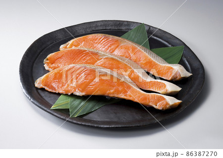 紅鮭切り身 86387270