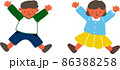 ジャンプする子どもたち 86388258