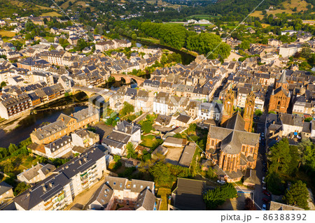 Panoramic view from above on the city Espalion and river Lot 86388392