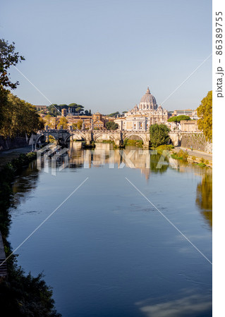 Landscape of Tiber river at sunny morning in Rome Landscape of Tiber river at sunny morning in Rome 86389755