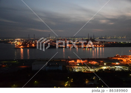千葉市の千葉ポートタワーから見たJFEスチール東日本製鉄所千葉地区の夜景 千葉市の千葉ポートタワーから見たJFEスチール東日本製鉄所千葉地区の夜景 86389960