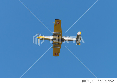 スイス空軍C-3605標的曳航機水平飛行 スイス空軍C-3605標的曳航機水平飛行 86391452