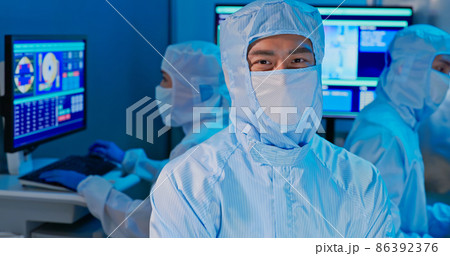 male engineer looking at you 86392376