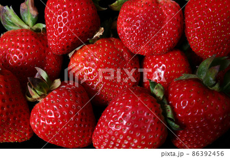 Strawberries Fresh Ripe Strawberries in grocery store Close up 86392456