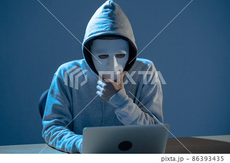 ハッキング　サイバー攻撃　マスク　犯罪 86393435