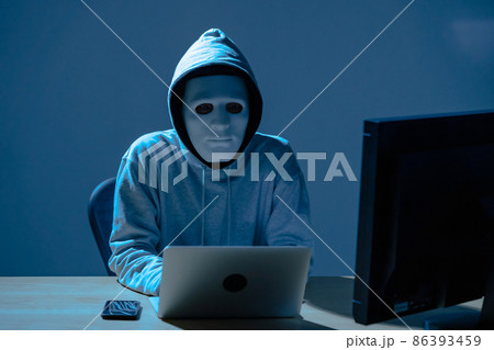 ハッキング　サイバー攻撃　マスク　犯罪 86393459