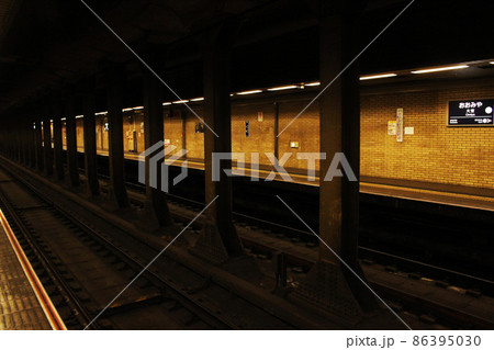 阪急電車大宮駅ホーム 阪急電車大宮駅ホーム 86395030
