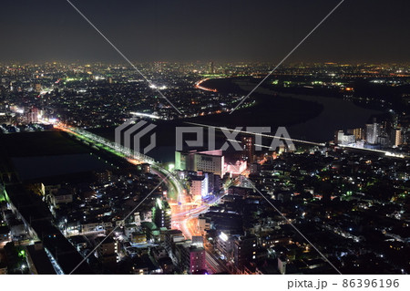 アイ・リンクタウン展望施設(千葉県市川市)から見た夜景、市川橋やJR総武線の鉄橋など アイ・リンクタウン展望施設(千葉県市川市)から見た夜景、市川橋やJR総武線の鉄橋など 86396196