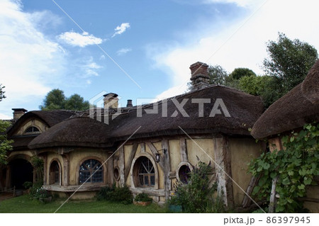 ホビトン　ムービー　セット　ツアーズ　ニュージーランド  Hobbiton New Zealand  86397945