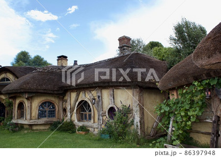 ホビトン ムービー セット ツアーズ ニュージーランド Hobbiton New Zealand ホビトン ムービー セット ツアーズ ニュージーランド Hobbiton New Zealand 86397948