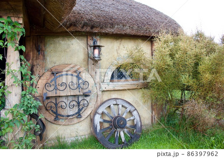 ホビトン　ムービー　セット　ツアーズ　ニュージーランド  Hobbiton New Zealand  86397962