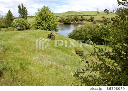Hobbiton New Zealand Matamata  ホビトン ムービー　セット　ツアーズ 86398079