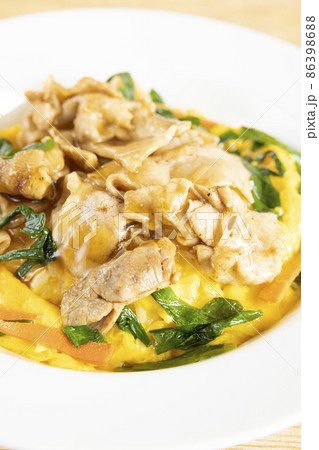 おいしい豚肉ニラ玉子丼 86398688