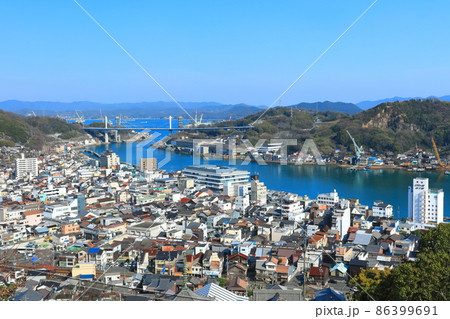 【広島県】千光寺山ロープウェイと尾道の町並み 86399691