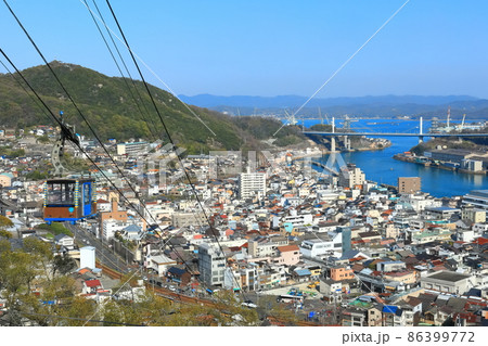【広島県】千光寺山ロープウェイと尾道の町並み 86399772