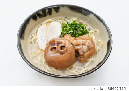 沖縄料理　てびちそば 86402546