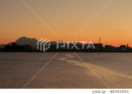 大牟田市 三池港 港の夕暮れ、 大牟田市 三池港 港の夕暮れ、 86402664