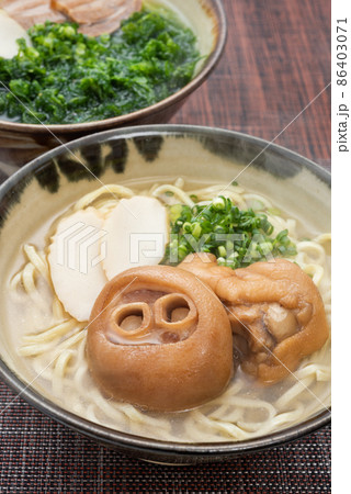 沖縄料理 てびちそばとアーサーそば 沖縄料理 てびちそばとアーサーそば 86403071