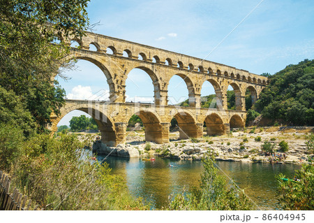 Pont du Gard France 86404945