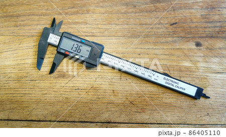 electronic digital caliper 86405110