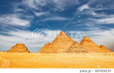 Ancient Great Pyramids at Giza, Cairo, Egypt Ancient Great Pyramids at Giza, Cairo, Egypt 86409034