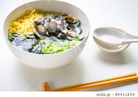 肝臓に優しいシジミラーメン 86411839