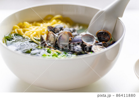 肝臓に優しいシジミラーメン 肝臓に優しいシジミラーメン 86411880