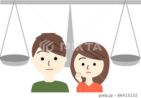 天秤にかけて考え悩む夫婦 天秤にかけて考え悩む夫婦 86413152
